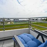 Haus Am Deich 14 Apartmán *