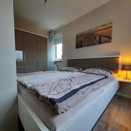 Haus Am Deich 14 * ダーメ